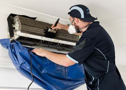 Curatare aer conditionat, gienizare ac, spalare profesionala ac